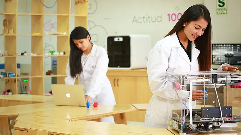 Continental International Education triunfa en Corea del Sur con 37 premios en KIWIE 2025